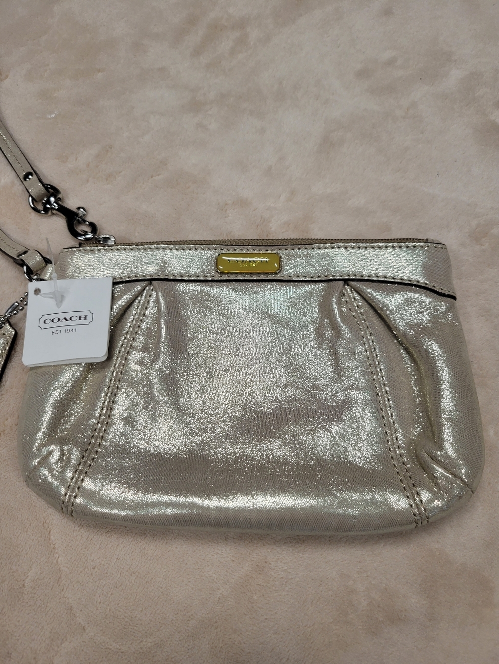 NEW Vintage Coach 2000s Metallic Champagne Gold Wristlet - Deadstock NWT Clutch - Picture 4 of 9